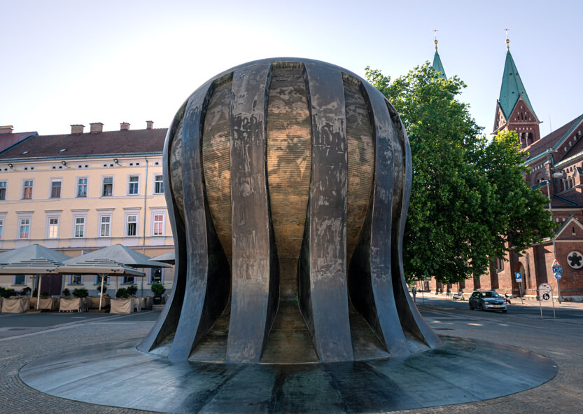 Mindesmærket for 2. verdenskrig, Monument NOB, Maribor. Slovenien